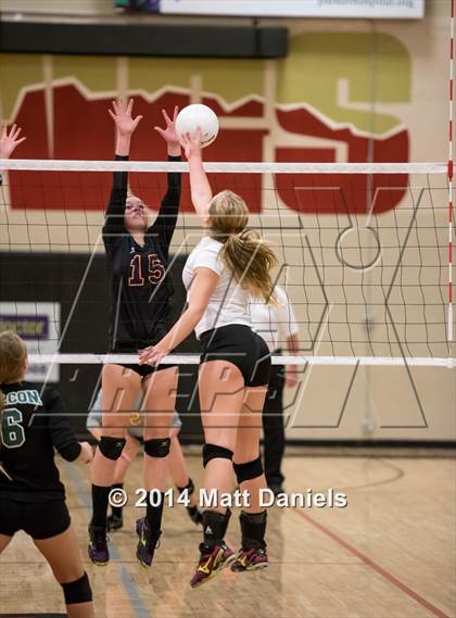 Thumbnail 2 in Littleton vs. Falcon (CHSAA 4A Region 2 Playoff) photogallery.
