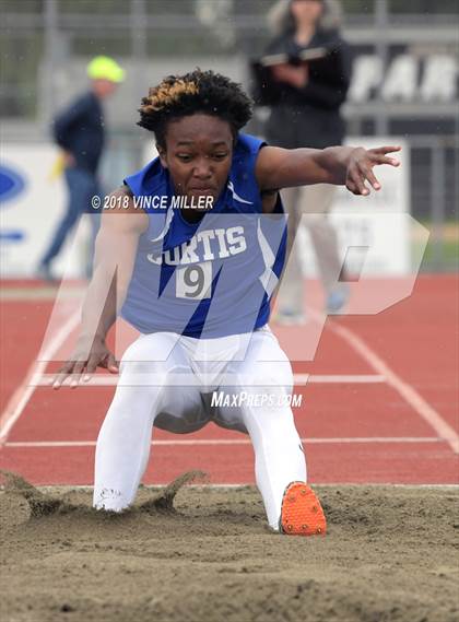 Thumbnail 3 in SPSL 4A Championships Day 1 photogallery.