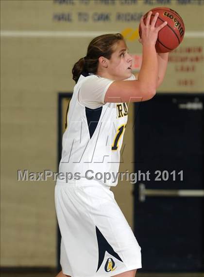 Thumbnail 2 in Del Campo vs. Oak Ridge (Trojan Toss-Up) photogallery.