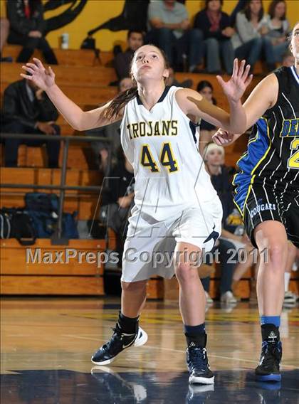 Thumbnail 1 in Del Campo vs. Oak Ridge (Trojan Toss-Up) photogallery.