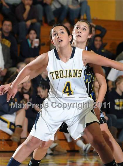 Thumbnail 3 in Del Campo vs. Oak Ridge (Trojan Toss-Up) photogallery.