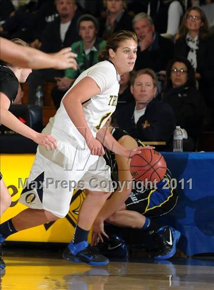Thumbnail 2 in Del Campo vs. Oak Ridge (Trojan Toss-Up) photogallery.