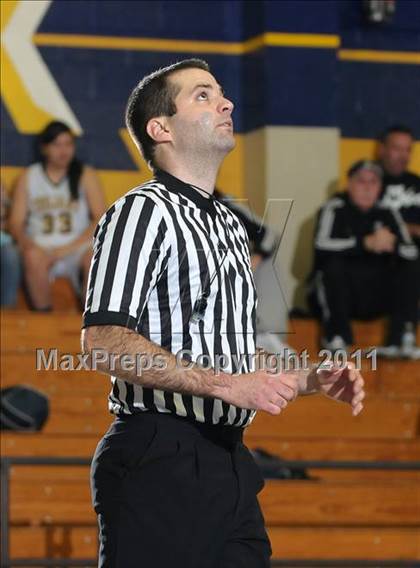 Thumbnail 2 in Del Campo vs. Oak Ridge (Trojan Toss-Up) photogallery.
