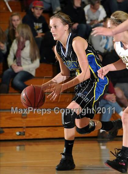 Thumbnail 3 in Del Campo vs. Oak Ridge (Trojan Toss-Up) photogallery.