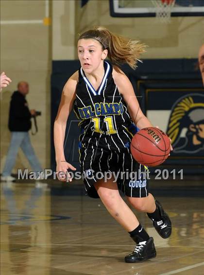 Thumbnail 3 in Del Campo vs. Oak Ridge (Trojan Toss-Up) photogallery.