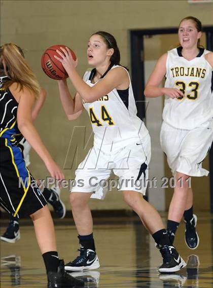 Thumbnail 3 in Del Campo vs. Oak Ridge (Trojan Toss-Up) photogallery.