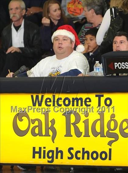 Thumbnail 2 in Del Campo vs. Oak Ridge (Trojan Toss-Up) photogallery.