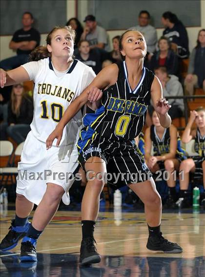 Thumbnail 3 in Del Campo vs. Oak Ridge (Trojan Toss-Up) photogallery.