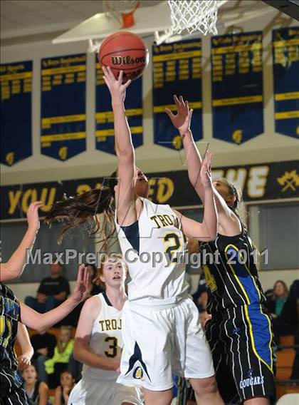 Thumbnail 3 in Del Campo vs. Oak Ridge (Trojan Toss-Up) photogallery.