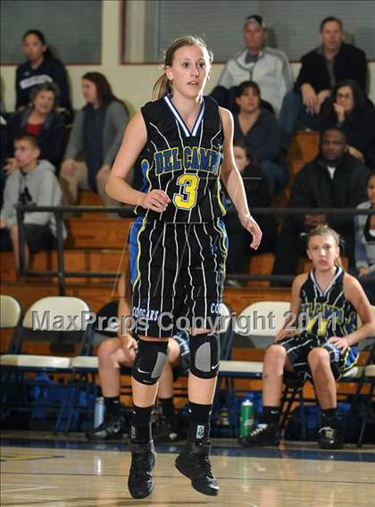 Thumbnail 2 in Del Campo vs. Oak Ridge (Trojan Toss-Up) photogallery.