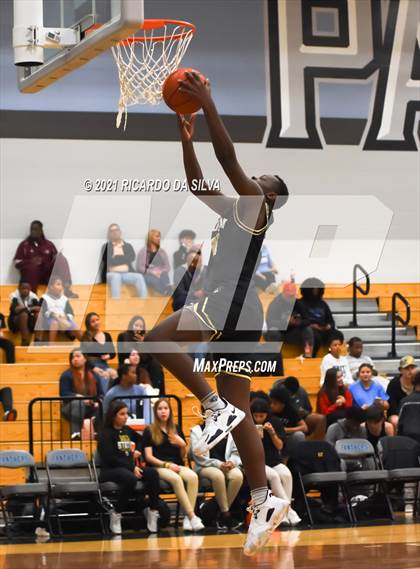 Thumbnail 2 in Paetow vs Jordan photogallery.