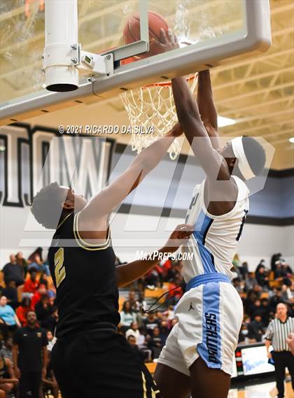 Thumbnail 3 in Paetow vs Jordan photogallery.