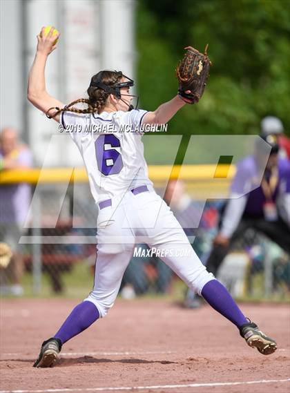 Thumbnail 1 in Ballston Spa vs. Sayville (NYSPHSAA Class A Semifinal) photogallery.