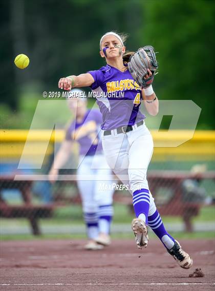 Thumbnail 2 in Ballston Spa vs. Sayville (NYSPHSAA Class A Semifinal) photogallery.