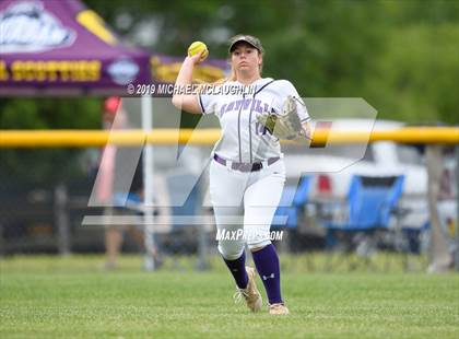 Thumbnail 1 in Ballston Spa vs. Sayville (NYSPHSAA Class A Semifinal) photogallery.