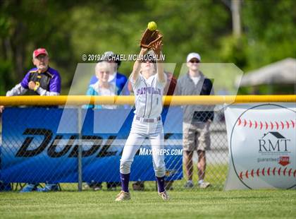 Thumbnail 3 in Ballston Spa vs. Sayville (NYSPHSAA Class A Semifinal) photogallery.