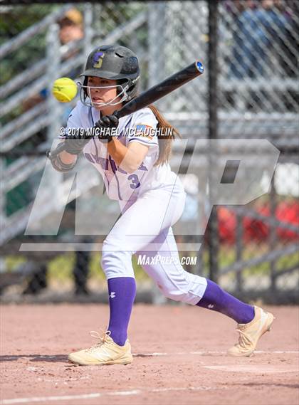 Thumbnail 3 in Ballston Spa vs. Sayville (NYSPHSAA Class A Semifinal) photogallery.