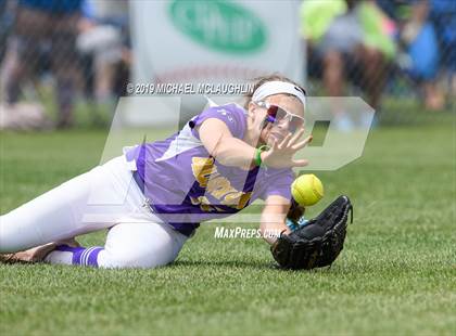 Thumbnail 1 in Ballston Spa vs. Sayville (NYSPHSAA Class A Semifinal) photogallery.