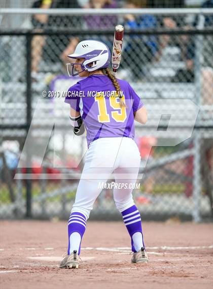 Thumbnail 1 in Ballston Spa vs. Sayville (NYSPHSAA Class A Semifinal) photogallery.