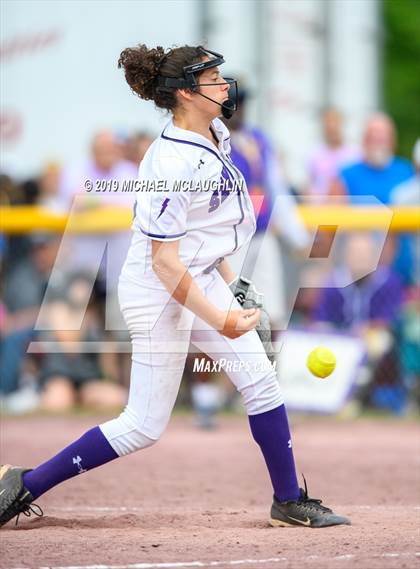 Thumbnail 3 in Ballston Spa vs. Sayville (NYSPHSAA Class A Semifinal) photogallery.
