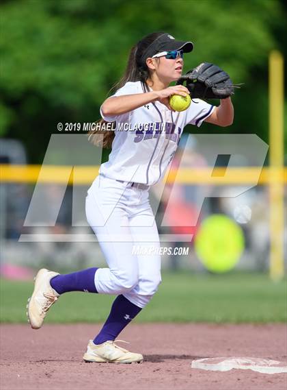 Thumbnail 2 in Ballston Spa vs. Sayville (NYSPHSAA Class A Semifinal) photogallery.