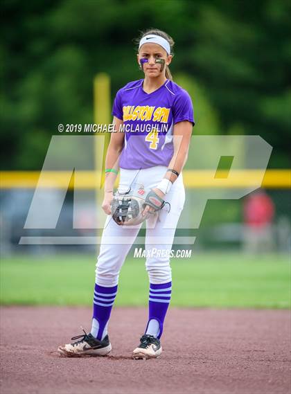 Thumbnail 1 in Ballston Spa vs. Sayville (NYSPHSAA Class A Semifinal) photogallery.