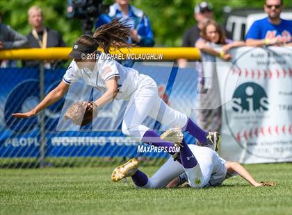 Thumbnail 3 in Ballston Spa vs. Sayville (NYSPHSAA Class A Semifinal) photogallery.