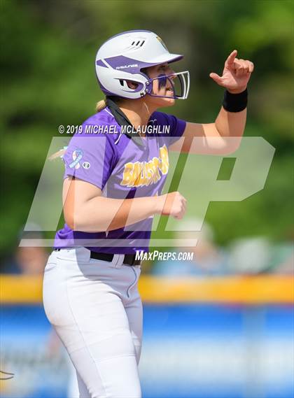 Thumbnail 3 in Ballston Spa vs. Sayville (NYSPHSAA Class A Semifinal) photogallery.