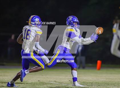 Thumbnail 3 in Oscar Smith vs Western Branch photogallery.