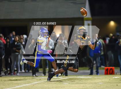 Thumbnail 1 in Oscar Smith vs Western Branch photogallery.