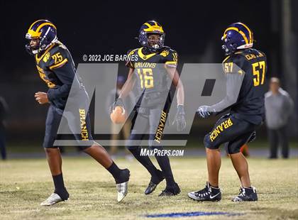 Thumbnail 2 in Oscar Smith vs Western Branch photogallery.