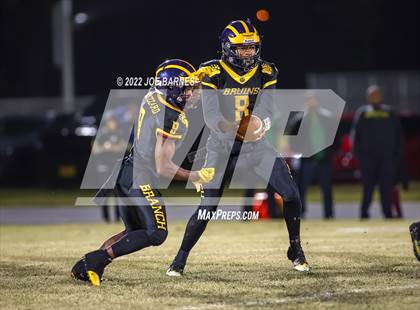 Thumbnail 3 in Oscar Smith vs Western Branch photogallery.
