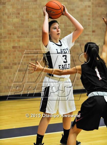 Thumbnail 1 in Allen vs. Marcus photogallery.