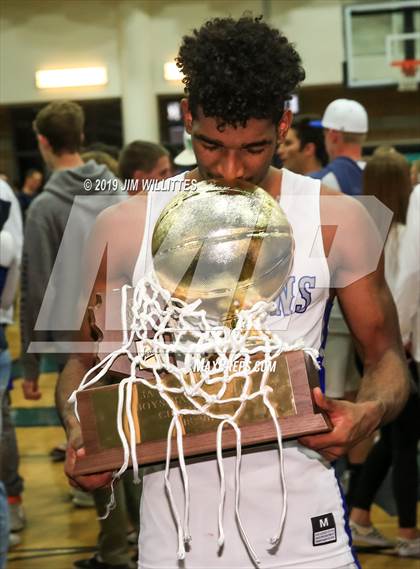 Thumbnail 3 in Valley Christian vs. Pusch Ridge Christian Academy (AIA 3A Final Award Photos) photogallery.