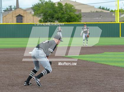 Thumbnail 1 in Midlothian vs Royse City Game 2 (UIL 5A Area Playoff) photogallery.