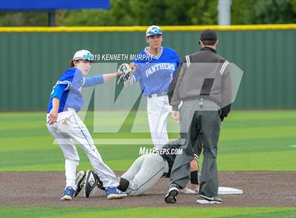 Thumbnail 3 in Midlothian vs Royse City Game 2 (UIL 5A Area Playoff) photogallery.