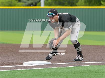 Thumbnail 3 in Midlothian vs Royse City Game 2 (UIL 5A Area Playoff) photogallery.