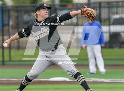 Thumbnail 1 in Midlothian vs Royse City Game 2 (UIL 5A Area Playoff) photogallery.