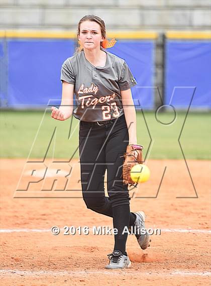 Thumbnail 2 in Meigs County vs Sale Creek photogallery.