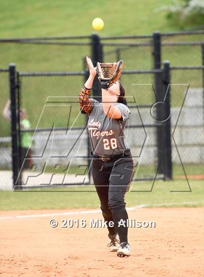 Thumbnail 3 in Meigs County vs Sale Creek photogallery.