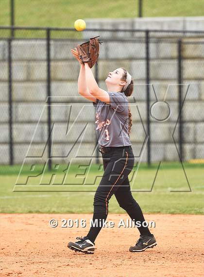 Thumbnail 2 in Meigs County vs Sale Creek photogallery.