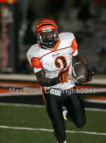 Thumbnail 1 in Edwardsville vs. Bogan photogallery.