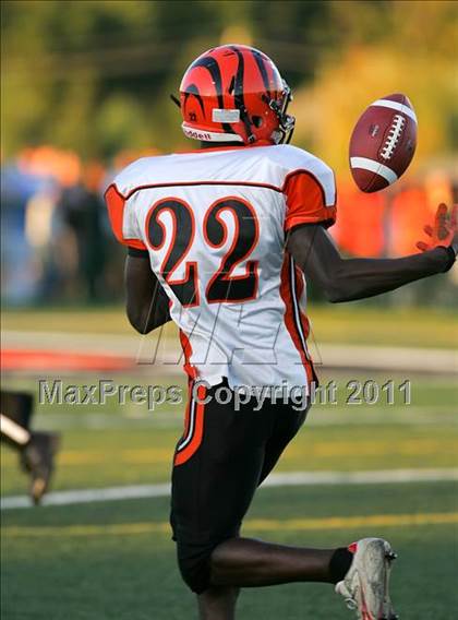 Thumbnail 1 in Edwardsville vs. Bogan photogallery.