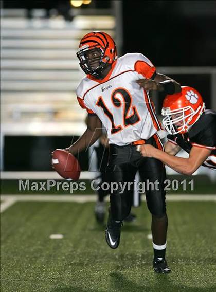 Thumbnail 1 in Edwardsville vs. Bogan photogallery.