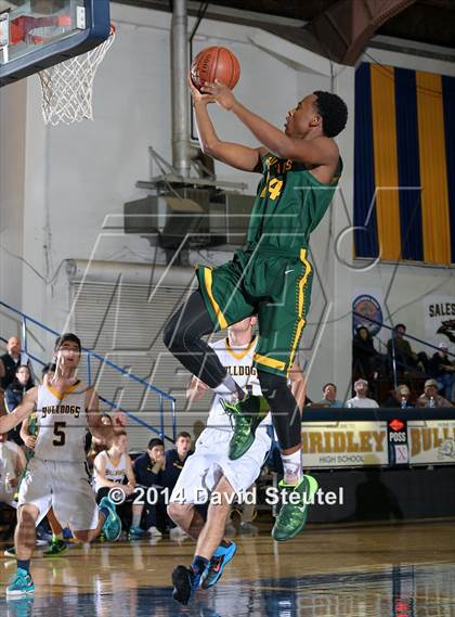 Thumbnail 2 in Kennedy vs. Gridley (Gridley Invitational) photogallery.
