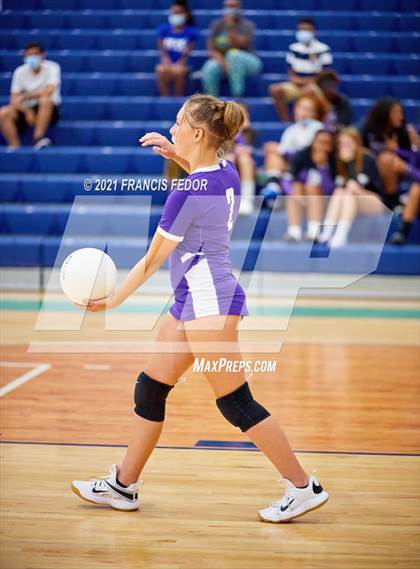 Thumbnail 3 in Spoto @ Sumner photogallery.