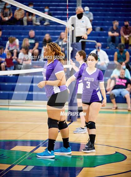 Thumbnail 2 in Spoto @ Sumner photogallery.