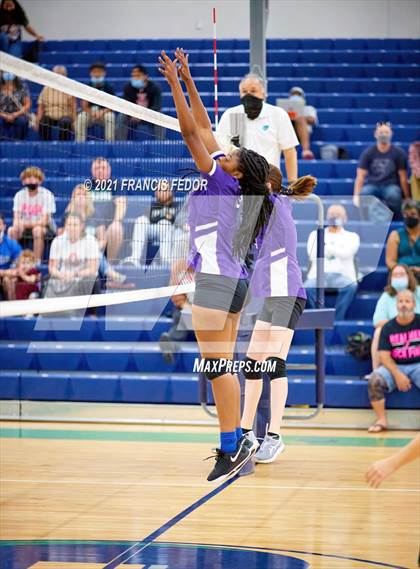 Thumbnail 3 in Spoto @ Sumner photogallery.
