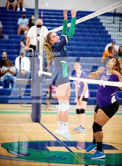 Thumbnail 1 in Spoto @ Sumner photogallery.