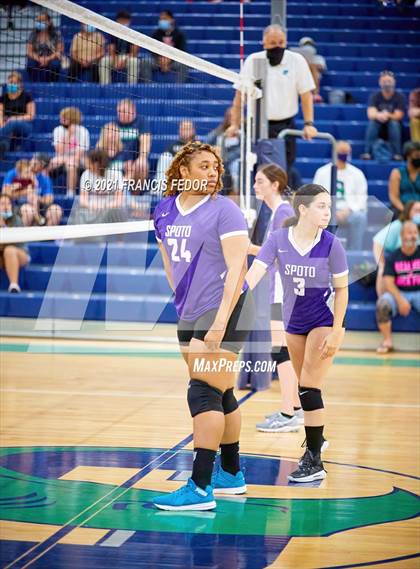 Thumbnail 1 in Spoto @ Sumner photogallery.